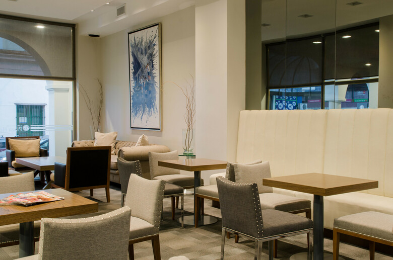 San Nicol�s Plaza Hotel