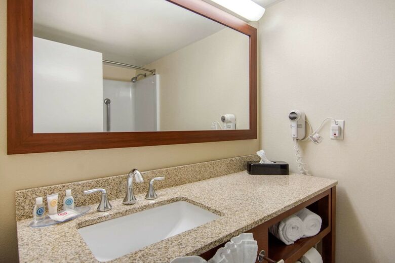 Hotel Comfort Inn Chester - Richmond South