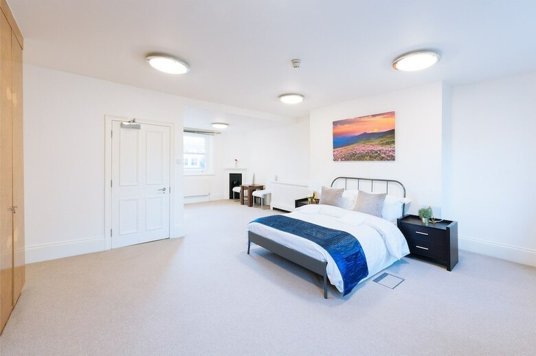 Apartamentos Mayfair Guesthouse