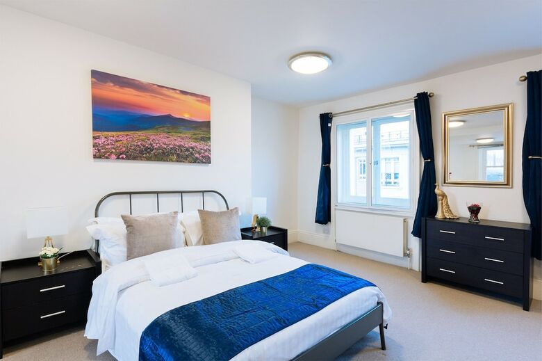 Apartamentos Mayfair Guesthouse