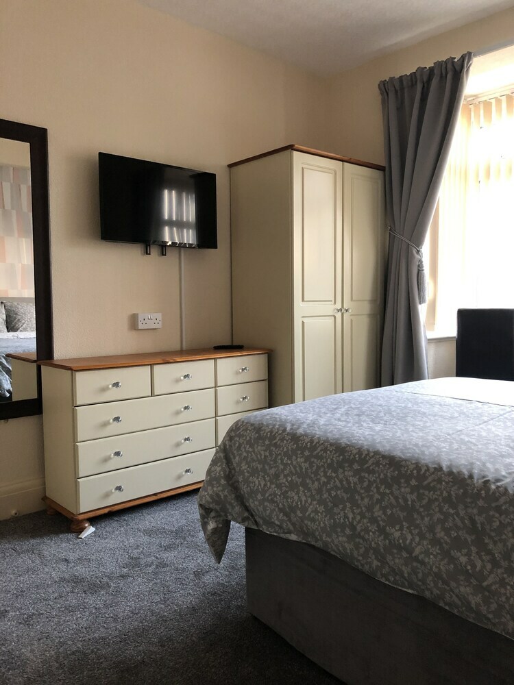 Fountaindale Hotel - Guest House