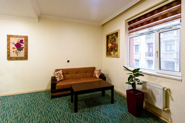 Renessans Hotel Baku