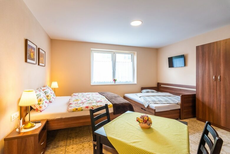 Apartmanovy Dom Villa Eph�lia