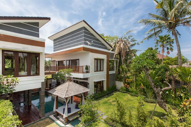 Villa Club Corner Residence By Nagisa Bali
