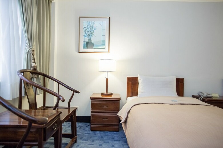 East Coast Hotel