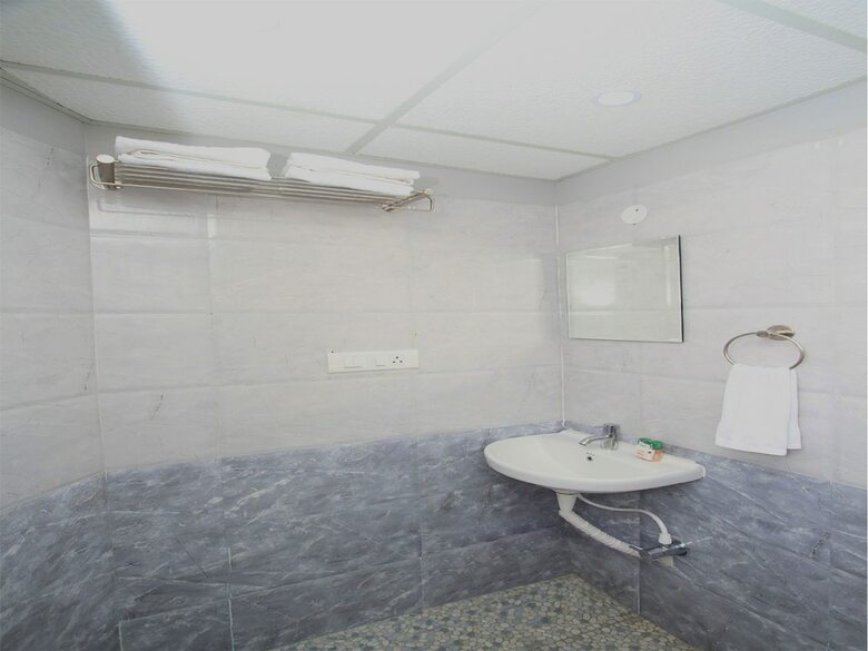 Hotel Oyo 4797 Lulu Hospitality