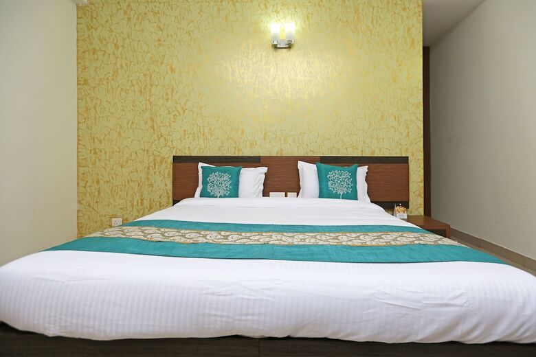 Hotel Oyo 8481 Le Tara Residency