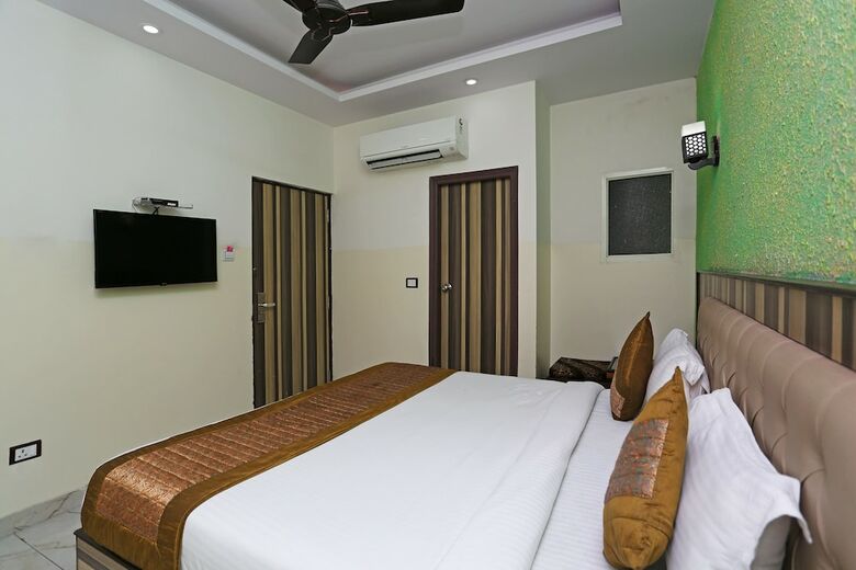 Hotel Oyo 5409 Airport Inn