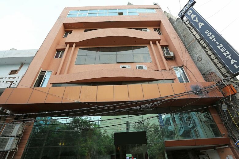 Hotel Oyo 5409 Airport Inn