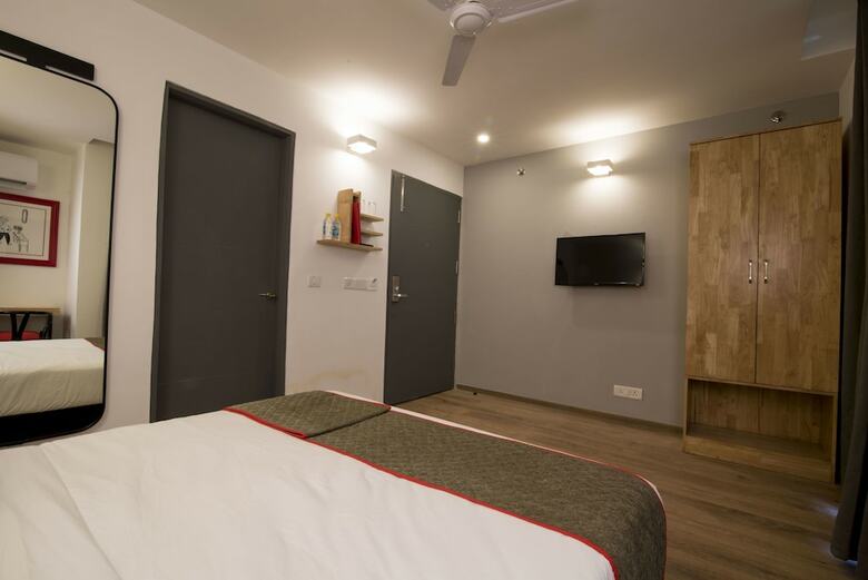 Hotel Oyo Townhouse 033 Siri Fort