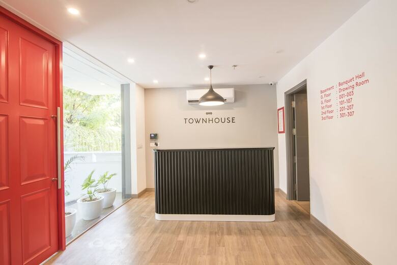 Hotel Oyo Townhouse 033 Siri Fort