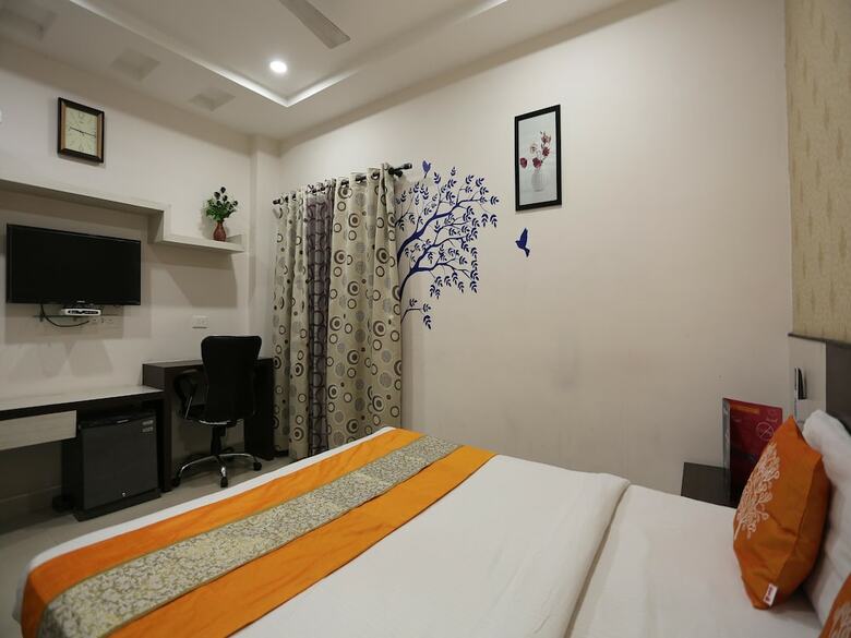Hotel Oyo 3586 Ssr Luxury Rooms