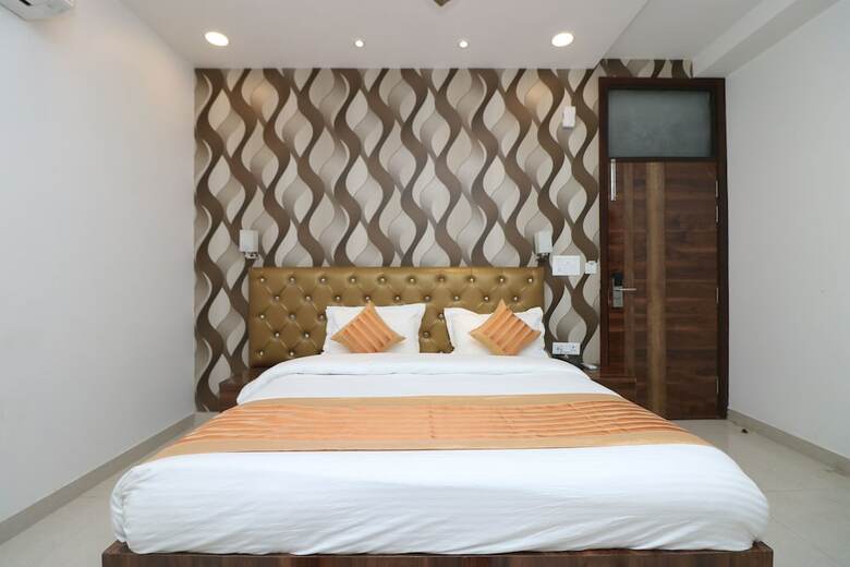Oyo 9999 Hotel Sea Heaven