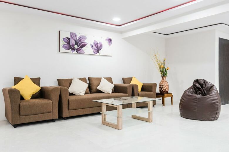 Hotel Oyo 5012 Lake View Residency