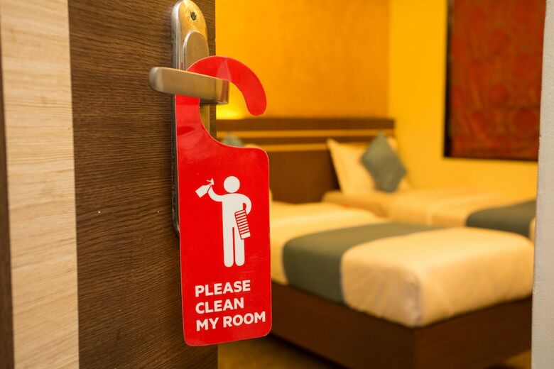 Hotel Oyo 8850 J K Regency