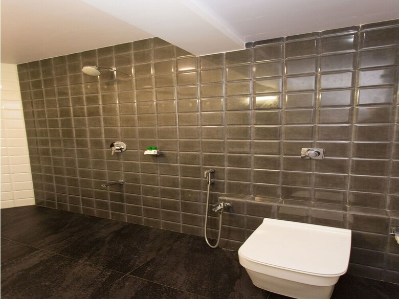 Hotel Oyo 8850 J K Regency
