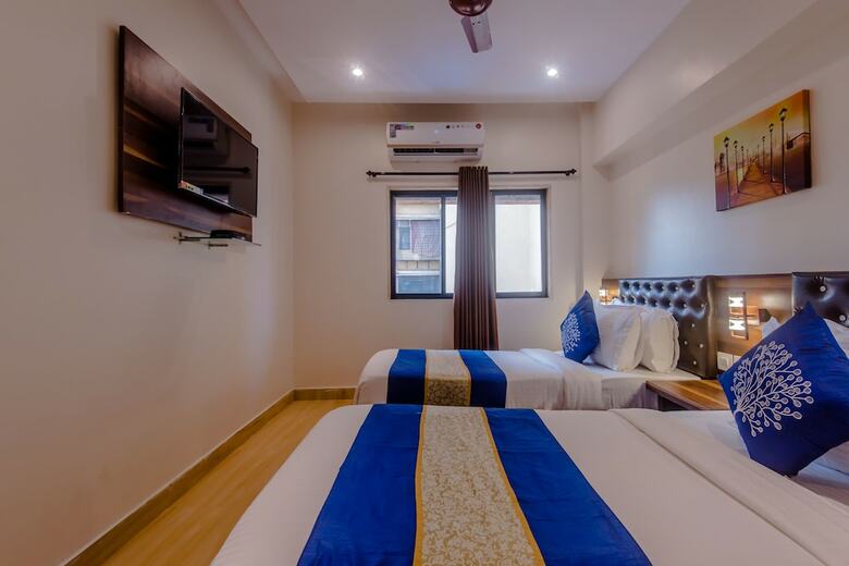 Oyo 10056 Hotel Elite