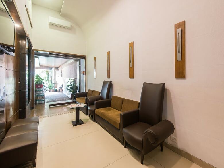 Hotel Oyo Flagship 568 Bandra Mumbai