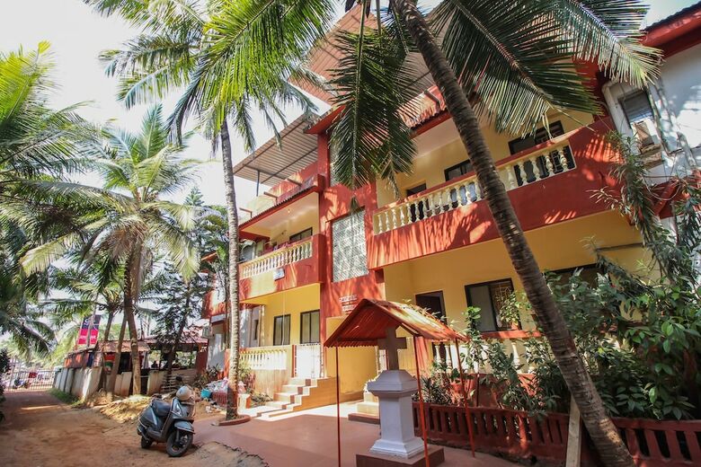 Villa Oyo 10791 Home Elegant Studio Candolim Beach