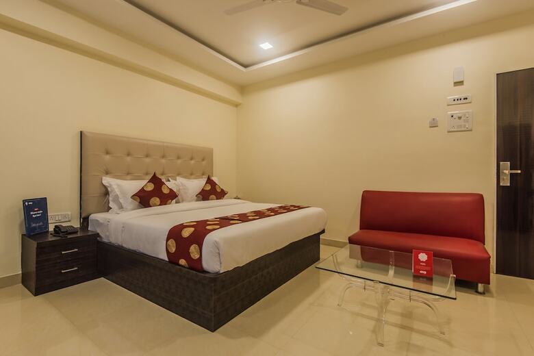 Hotel Oyo 10005 Borivali