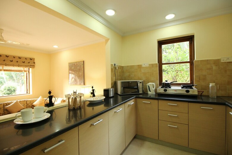 Villa Oyo 10784 Home Exotic 1 Bhk Sunset Beach