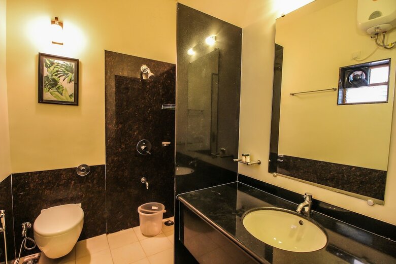 Oyo 10157 Home Exotic 4bhk Villa Dona Paula