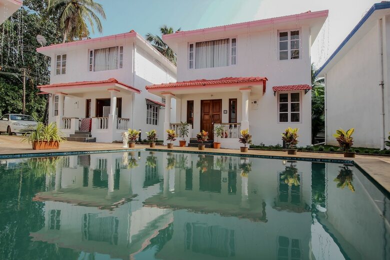 Apartamentos Oyo 9891 Home Poolside 2bhk Villa Thalassa
