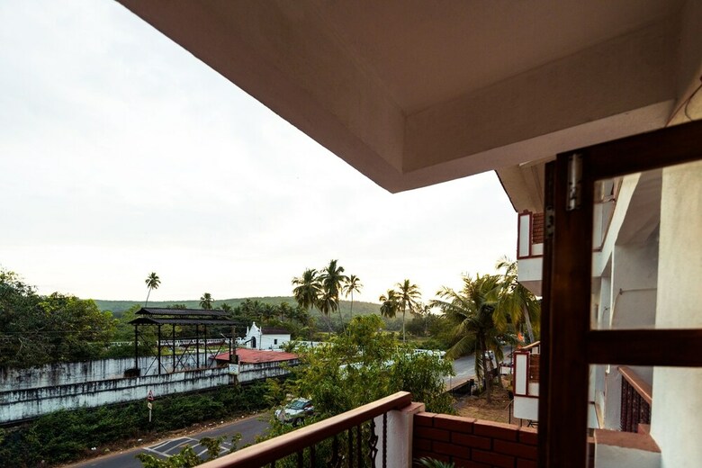 Villa Oyo 10740 Home 2bhk Calangute Beach