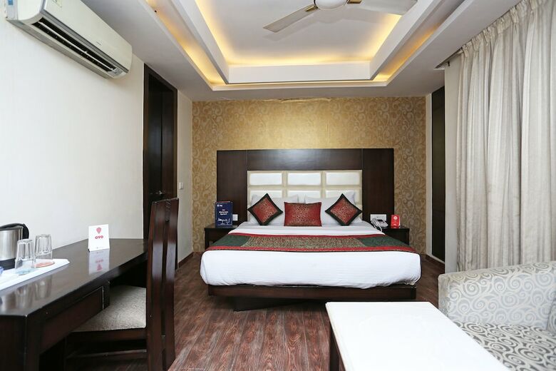 Oyo 443 Hotel Lohias