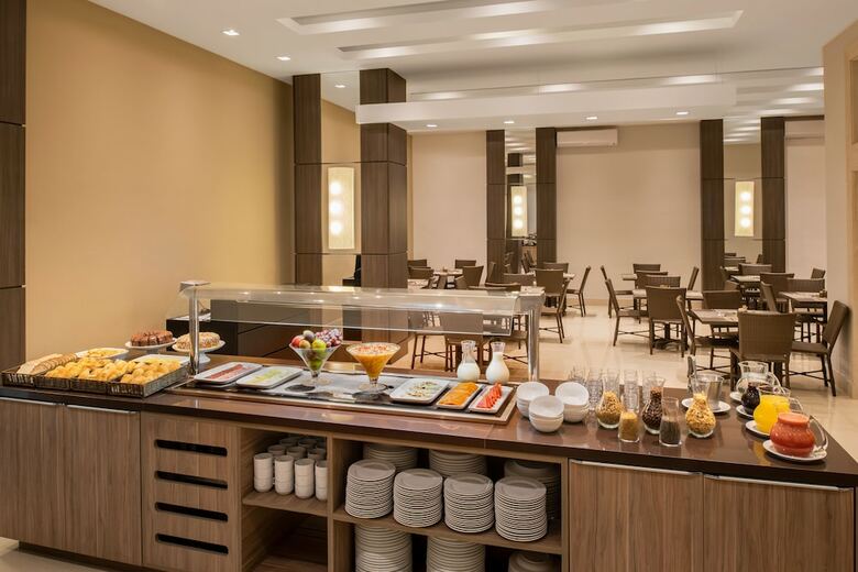 Hotel Intercity Tr�s Rios