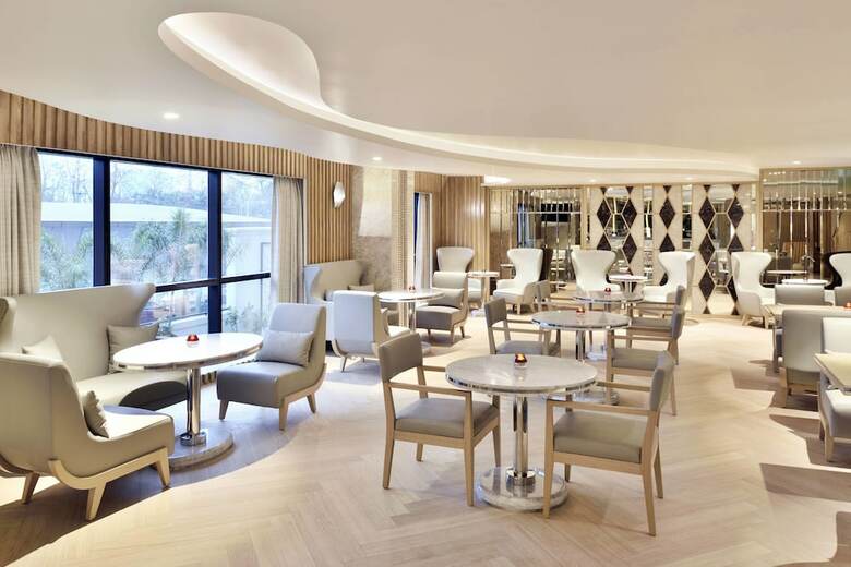 Hotel Courtyard By Marriott Bengaluru Hebbal