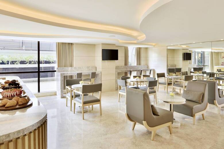 Hotel Courtyard By Marriott Bengaluru Hebbal