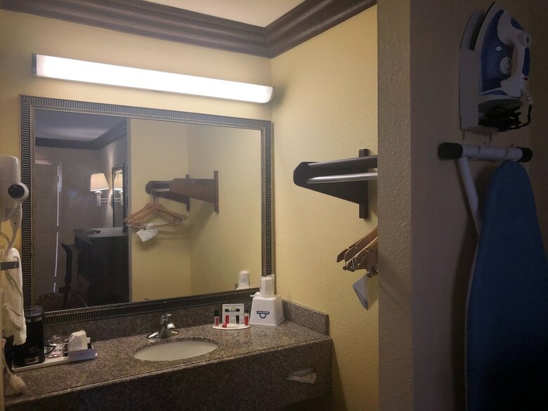 Hotel Days Inn By Wyndham Lake Charles