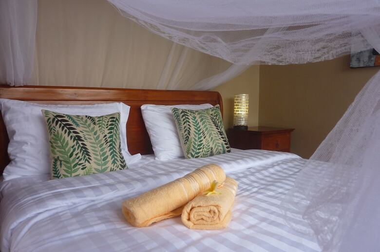 Bed & Breakfast Ubud Suites
