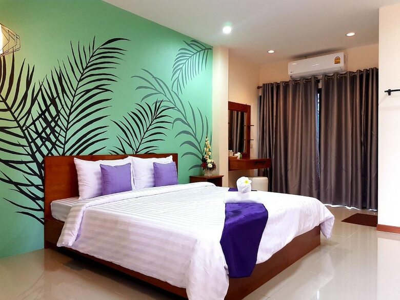 Hotel Warintorn Court