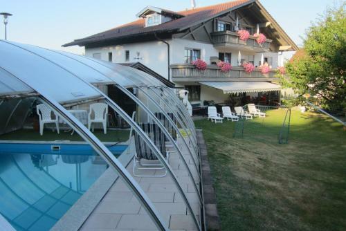 Hostal Pension Und Ferienwohnungen K�nig