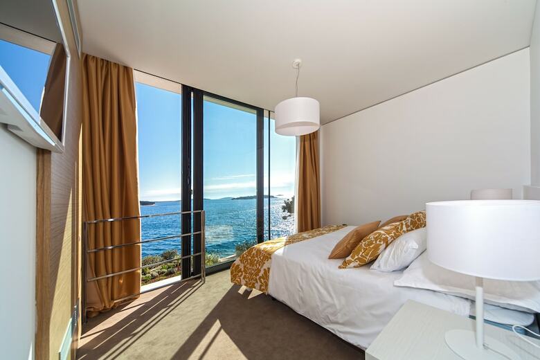 Aparthotel Golden Rays Luxury Villas