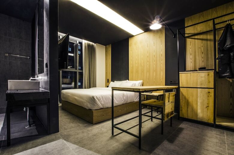 Hotel The Designers Premier Kondae