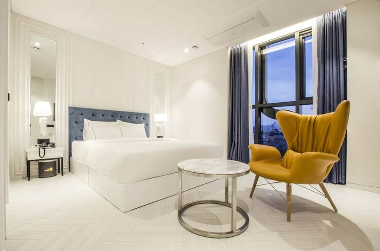 Hotel The Designers Premier Kondae