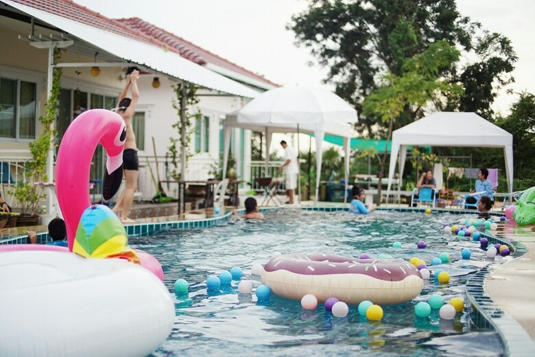 Villa Sky & Water Resort