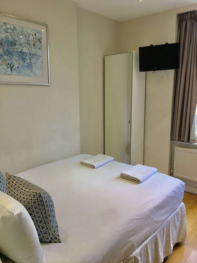 Hotel 23 Matheson Road