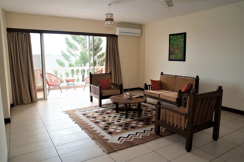 Cityblue Creekside Hotel & Suites.