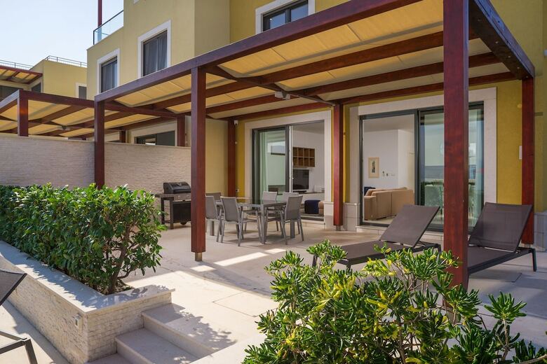 Acadia Beach Apartments Slatine
