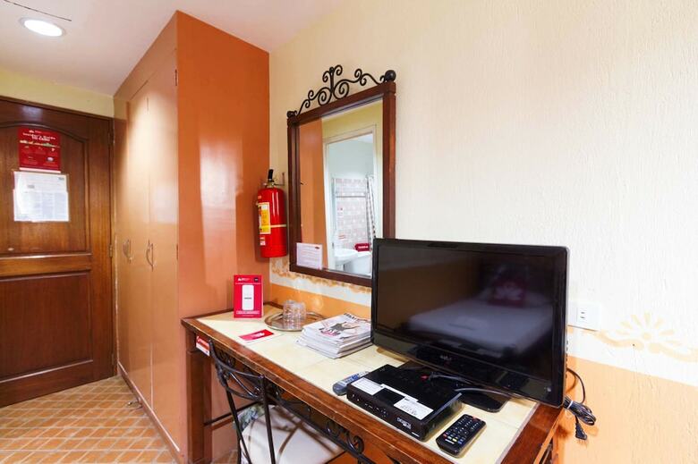 Hotel Zen Rooms A. Villalon Drive