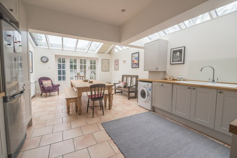 Traditional Home In Kew Gardens