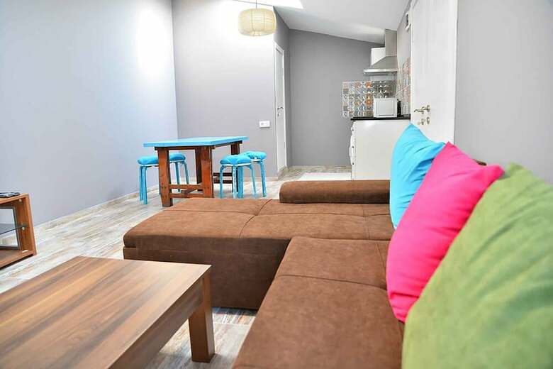 Vavilla Apartment