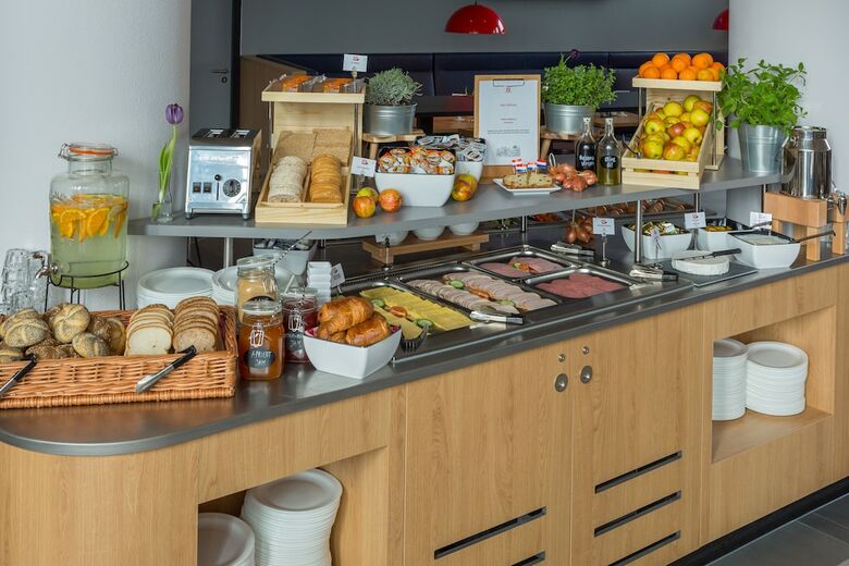 Meininger Hotel Amsterdam Amstel