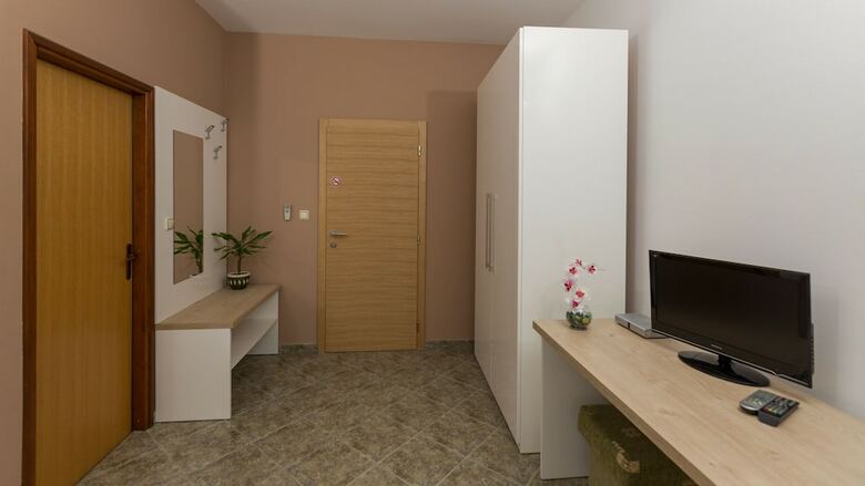 Hotel Rooms Ple?ka Zagreb Airport