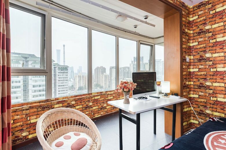 Jiayuhuxiao Apartment