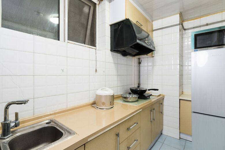 Jiayuhuxiao Apartment